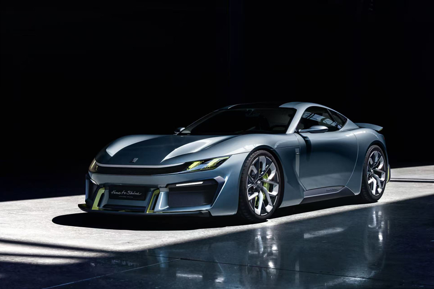 Lynk & Co Time to Shine : le concept GT qui veut remettre du fun dans la performance Lynk & Co Time to Shine : le concept GT qui veut remettre du fun dans la performance